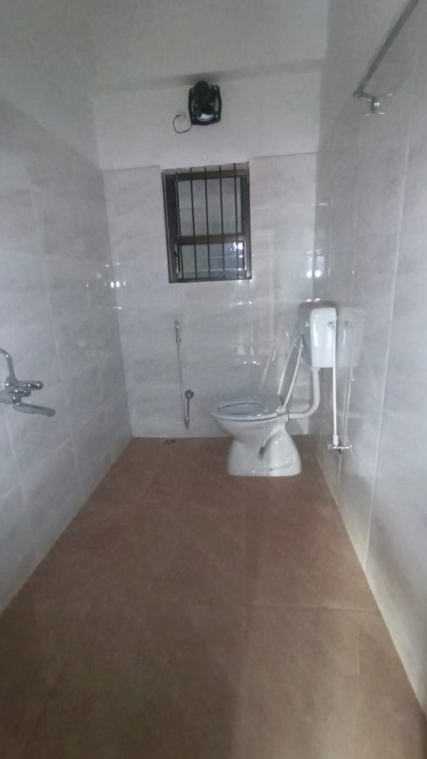 Unfurnished 3bhk in Ghoramara Chariali, Guwahati, Assam, India for Rent